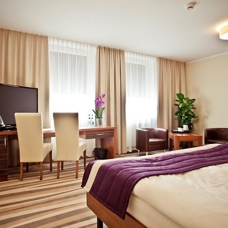 Hotel Mazovia Airport Modlin Nowy Dwor Mazowiecki Phòng bức ảnh