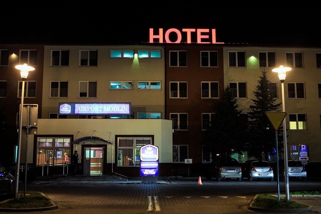 Hotel Mazovia Airport Modlin Nowy Dwor Mazowiecki Ngoại thất bức ảnh